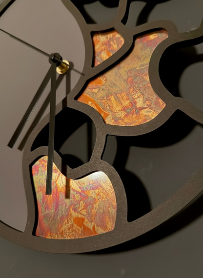 Wanduhr mit Kupfer und Fenixbeschichtung