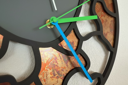 Wanduhr mit Kupfer und Fenixbeschichtung