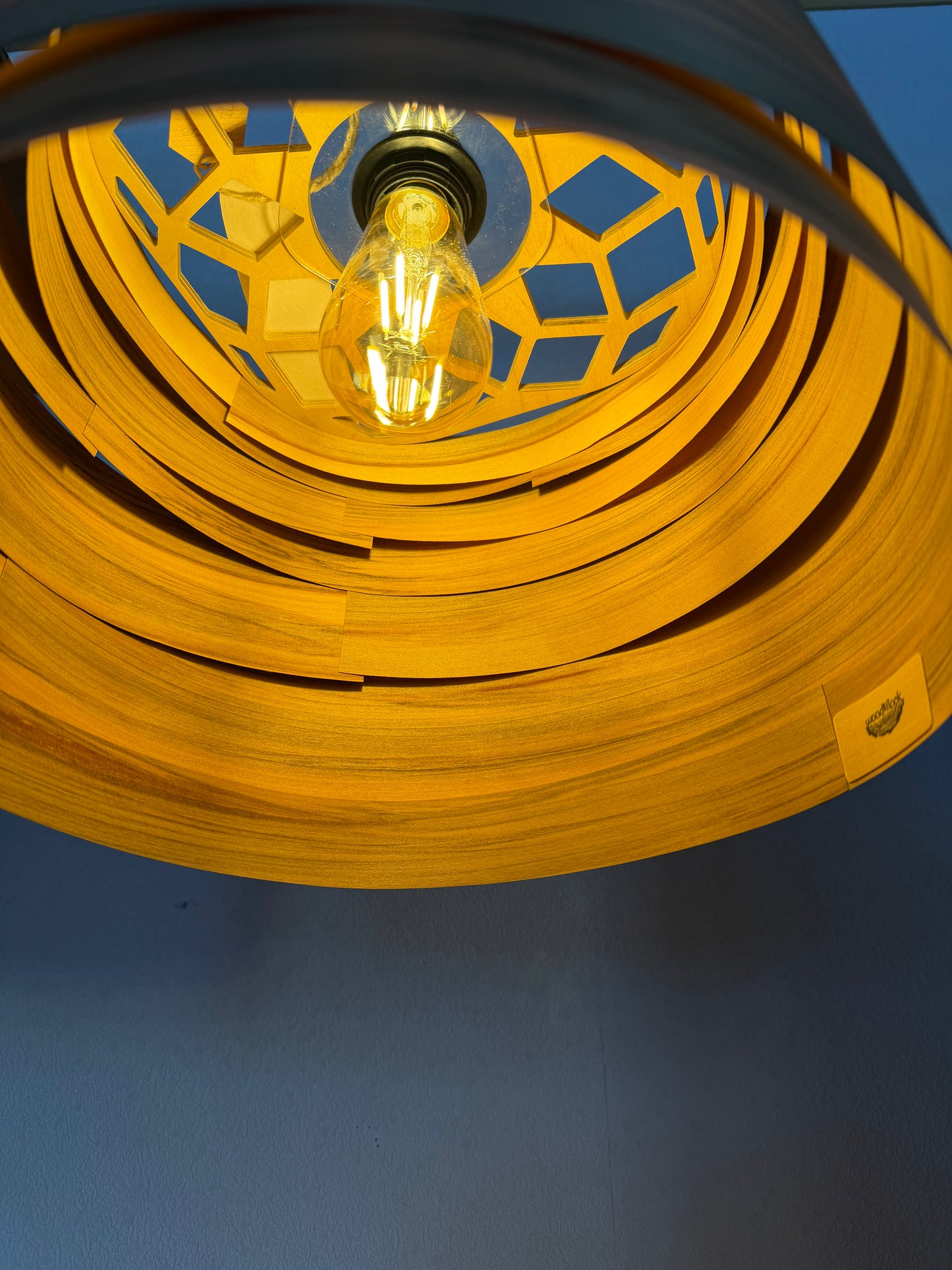 Woody 2.0 Satin-Nussbaum
