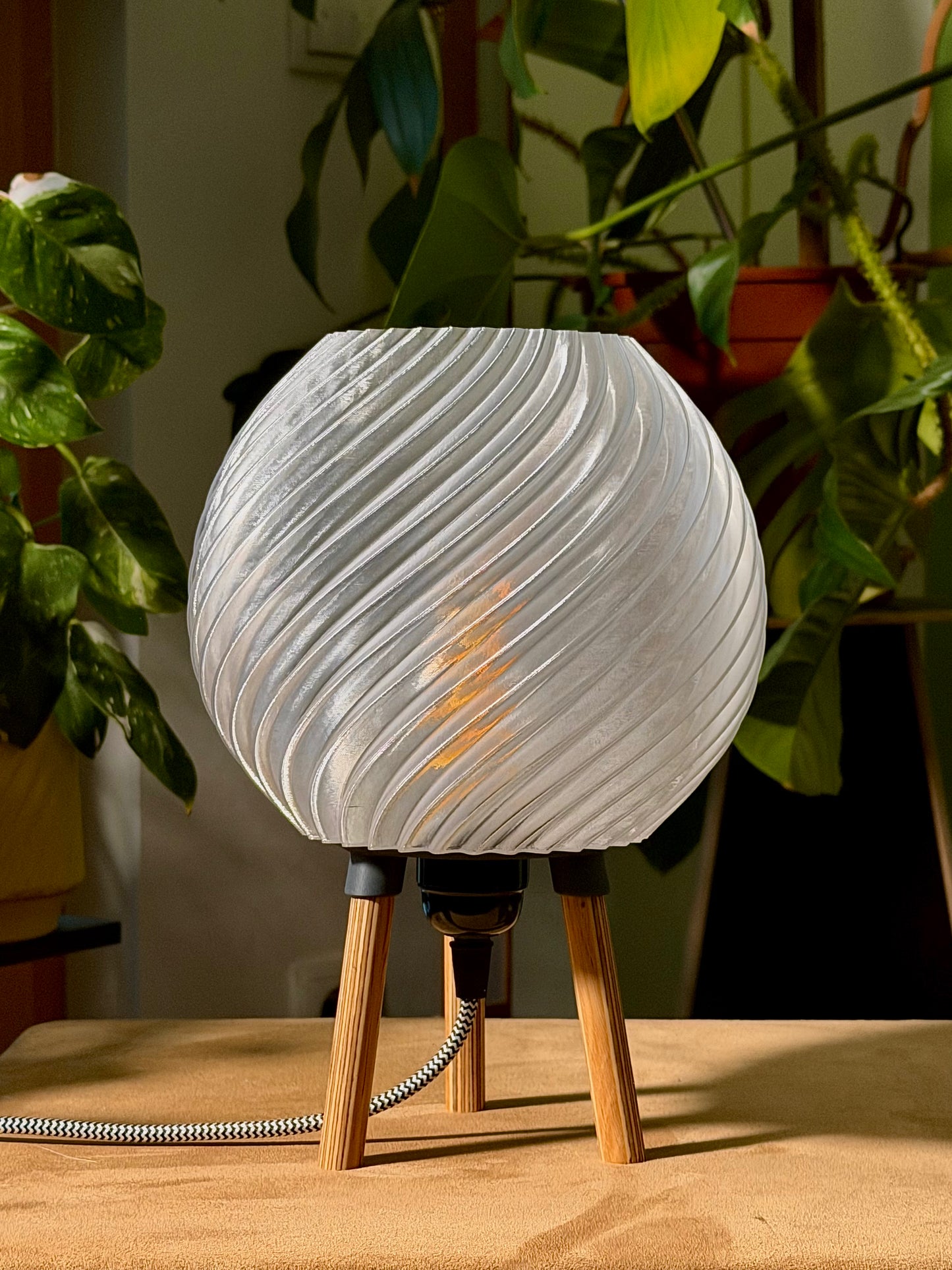 Tischlampe Riplea
